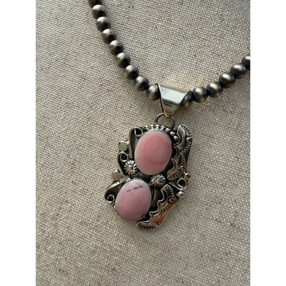 Navajo Sterling Silver Pink Conch Statement Pendant Navajo Pearl Necklace Signed - Picture 10 of 11